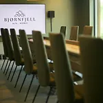 Деревянный коттедж Bjornfjell Mountain